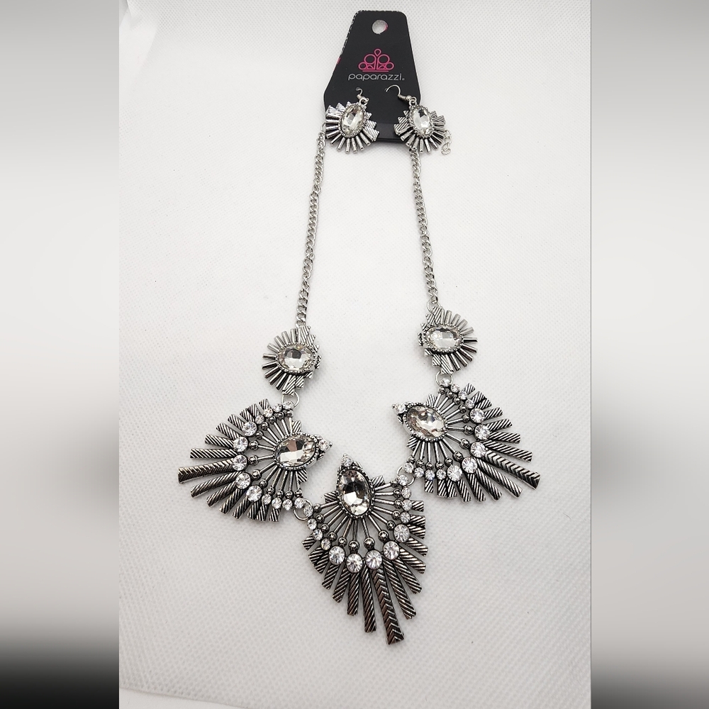 Paparazzi Silver Art Deco Statement Necklace